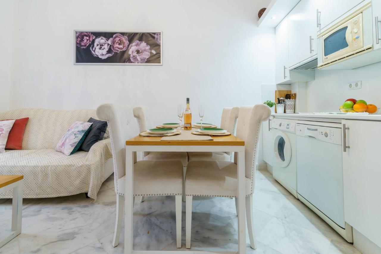 Malagasuite City Center Malaga Ngoại thất bức ảnh