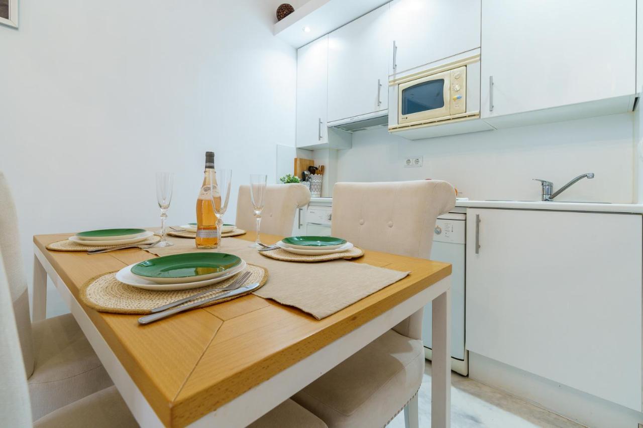 Malagasuite City Center Malaga Ngoại thất bức ảnh