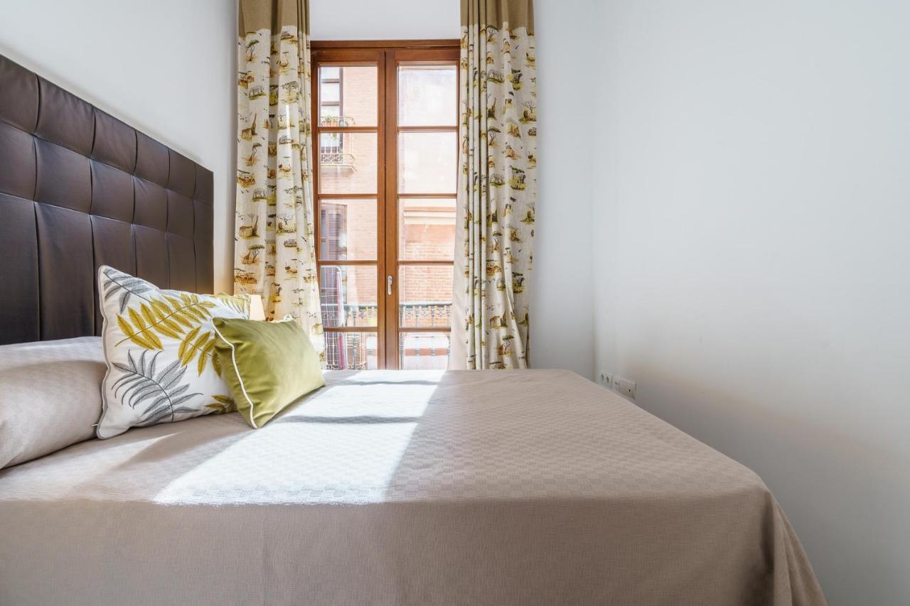 Malagasuite City Center Malaga Ngoại thất bức ảnh