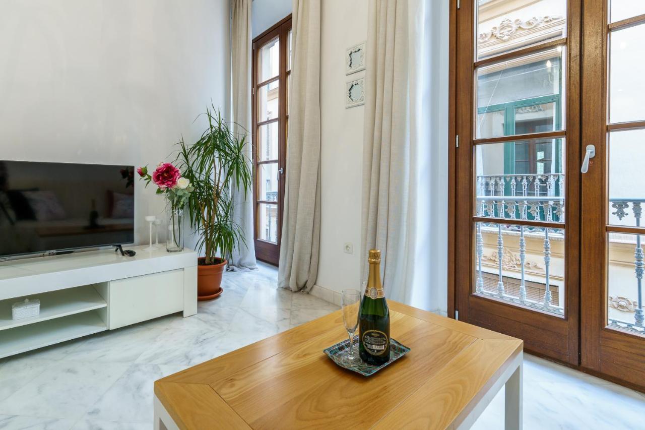 Malagasuite City Center Malaga Ngoại thất bức ảnh